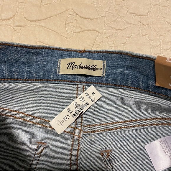 Madewell The Petite Perfect Vintage Jean in Alderton Wash Light Wash Size 24P - Picture 7 of 10